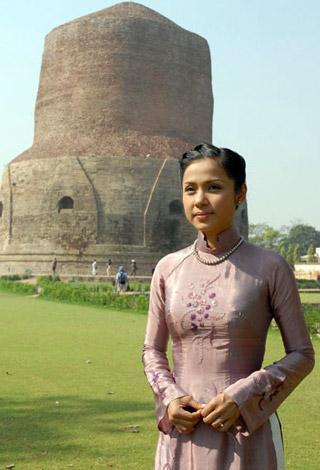 Diễn viên Việt Trinh