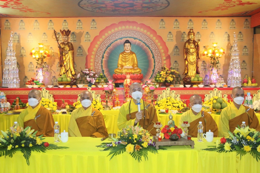 Chùa Phúc Lạc: Lễ Quy y Tam bảo và lễ cầu siêu chư vị hương linh nhân tiết Thanh Minh