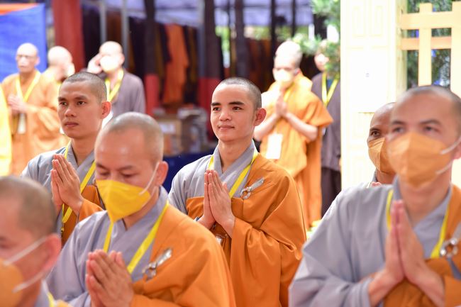 Quý Thầy Hoằng Pháp thọ giới tại giới đàn Thiện Hoa