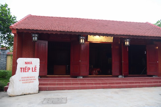 Cúng dường Tam bảo chùa Cổ Am, Nghệ An