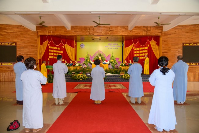 Cúng dường Tam bảo chùa Cổ Am, Nghệ An