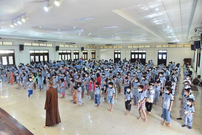 Khóa tu thiếu nhi “Em Về Bên Phật”