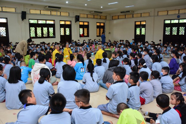 Khóa tu thiếu nhi “Em Về Bên Phật”