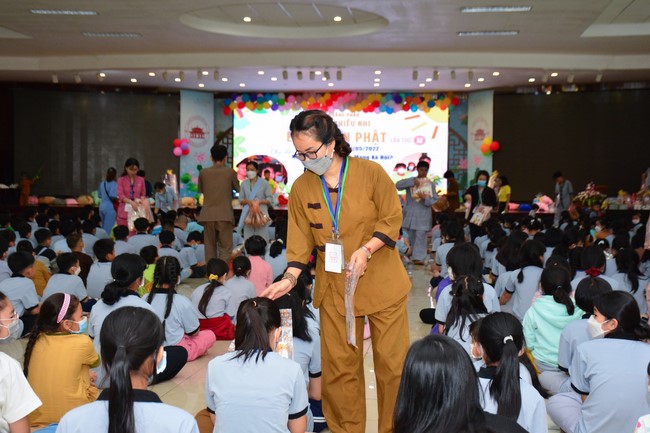 Khóa tu thiếu nhi “Em Về Bên Phật”