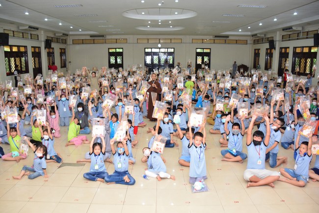 Khóa tu thiếu nhi “Em Về Bên Phật”