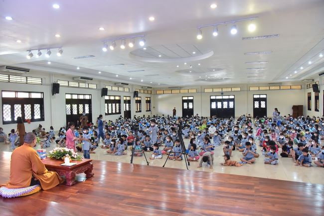 Khóa tu thiếu nhi “Em Về Bên Phật”