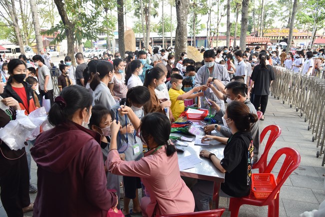 Khóa tu thiếu nhi “Em Về Bên Phật”