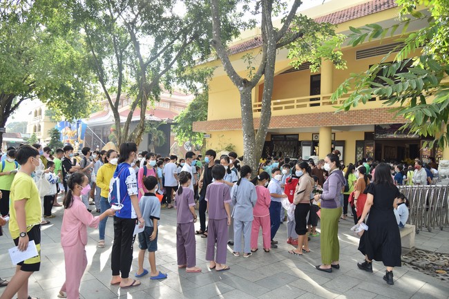 Khóa tu thiếu nhi “Em Về Bên Phật”