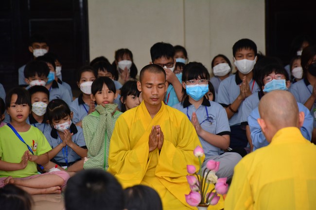 Khóa tu thiếu nhi “Em Về Bên Phật”